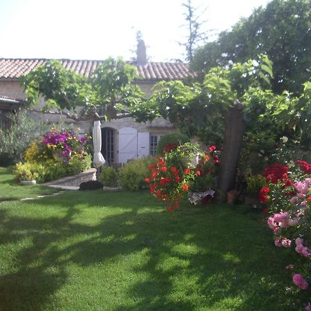 Le Mas Fa Sua Bed and Breakfast Malataverne Eksteriør billede